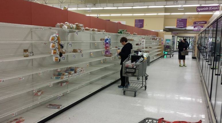 grocery-snow-stormjpg-f39a50b0fc107f5e