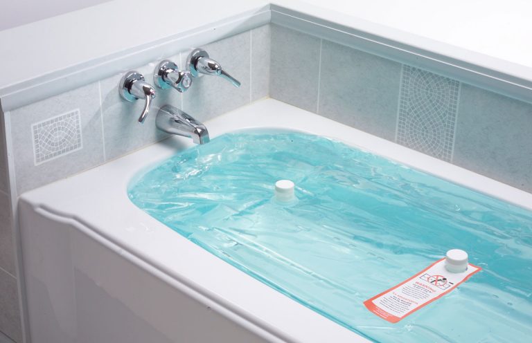 waterbob-emergency-bathtub-drinking-water-storage-1-768x496
